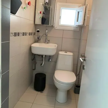 Nyaraló Yalos Sztavrósz